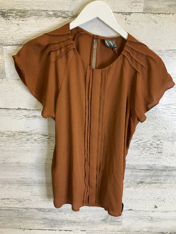 Top Short Sleeve By Worthington In Brown, Size: Petite  M